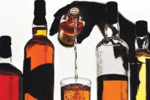 నకిలీ లిక్కర్ – ఆఫ్రికా తీగ దొరికింది !