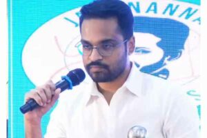 సోషల్ మీడియా నుంచి సాక్షి మీడియాలోకి సజ్జల కుమారుడు !