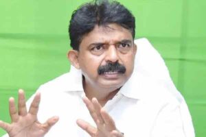 తన్నండి ప్లీజ్ – వైసీపీ రాజకీయం ఇదే !