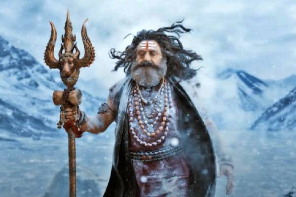 నిర్మాతల పాతబాకీలూ  హీరోలు తీర్చాలా?