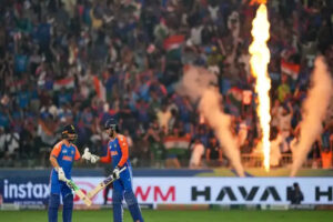 పాకిస్తాన్ ఇజ్జత్ తీసిన టీమిండియా!