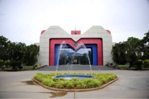 మోహన్ బాబు యూనివర్శిటీ విద్యార్థులకు డబ్బులు వెనక్కి ఇచ్చేసిందా?