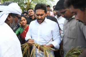 దేశంలో నేతలంతా పర్యటిస్తారు – జగన్‌ మాత్రమే ఎందుకిలా?