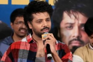 గుక్కపెట్టి ఏడ్చిన హీరో