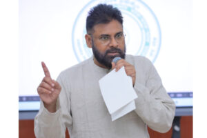 సుభాష్ : పవన్ ..తన పవర్‌ను గుర్తించాలి!